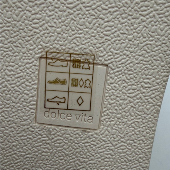 Dolce Vita Azalia Floral Embroidered Women's Sneakers - Picture 9 of 9